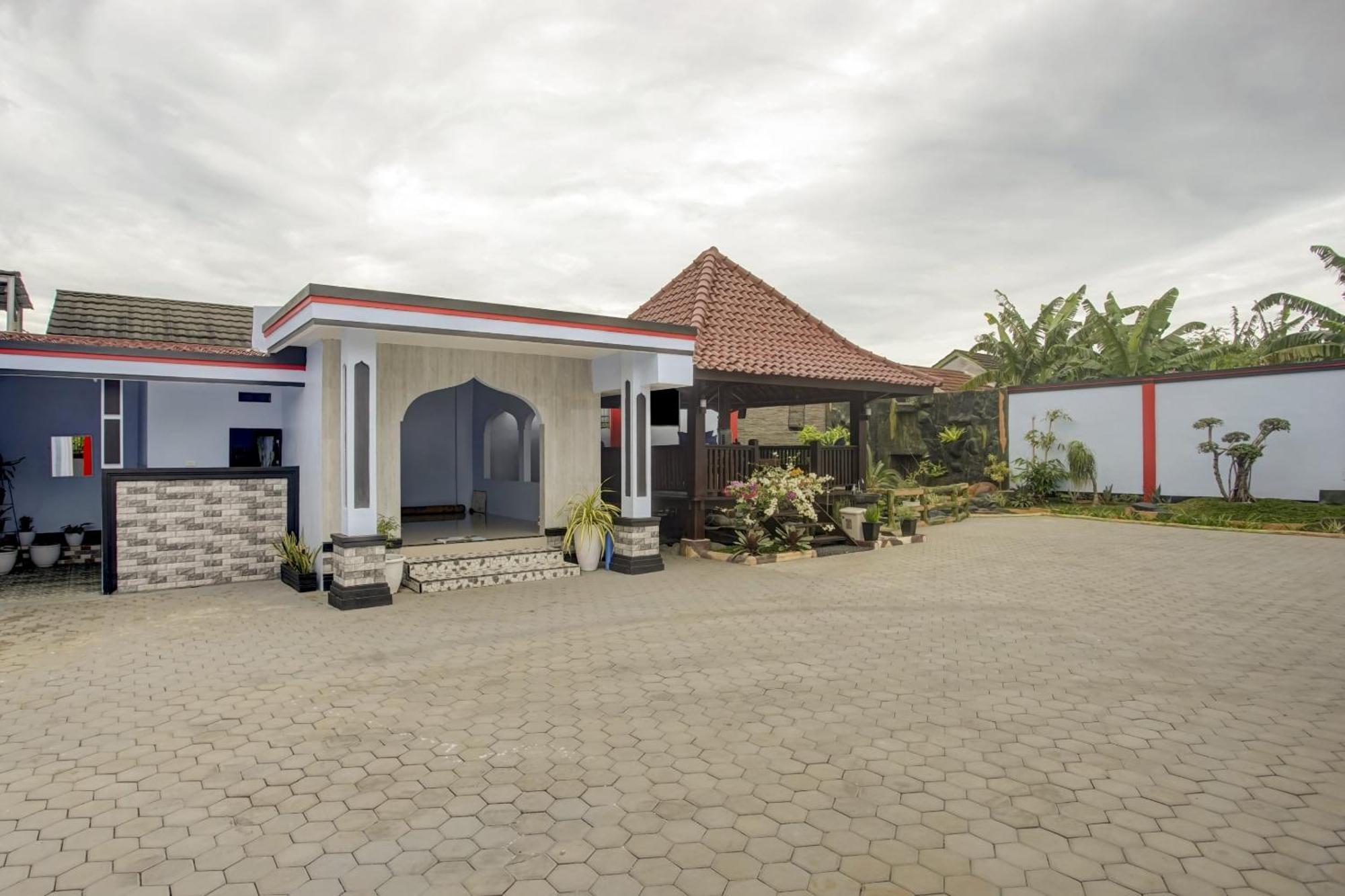 Oyo Life 3982 Azka Homestay Syariah Bandar Lampung Eksteriør bilde